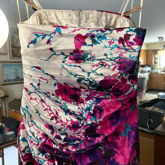 Cache Pink and White Floral Maxi Dress - Picture 9 of 16